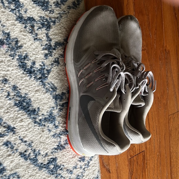 These are size twelve nike shoes and they have only been worn 4 times - Picture 2 of 3